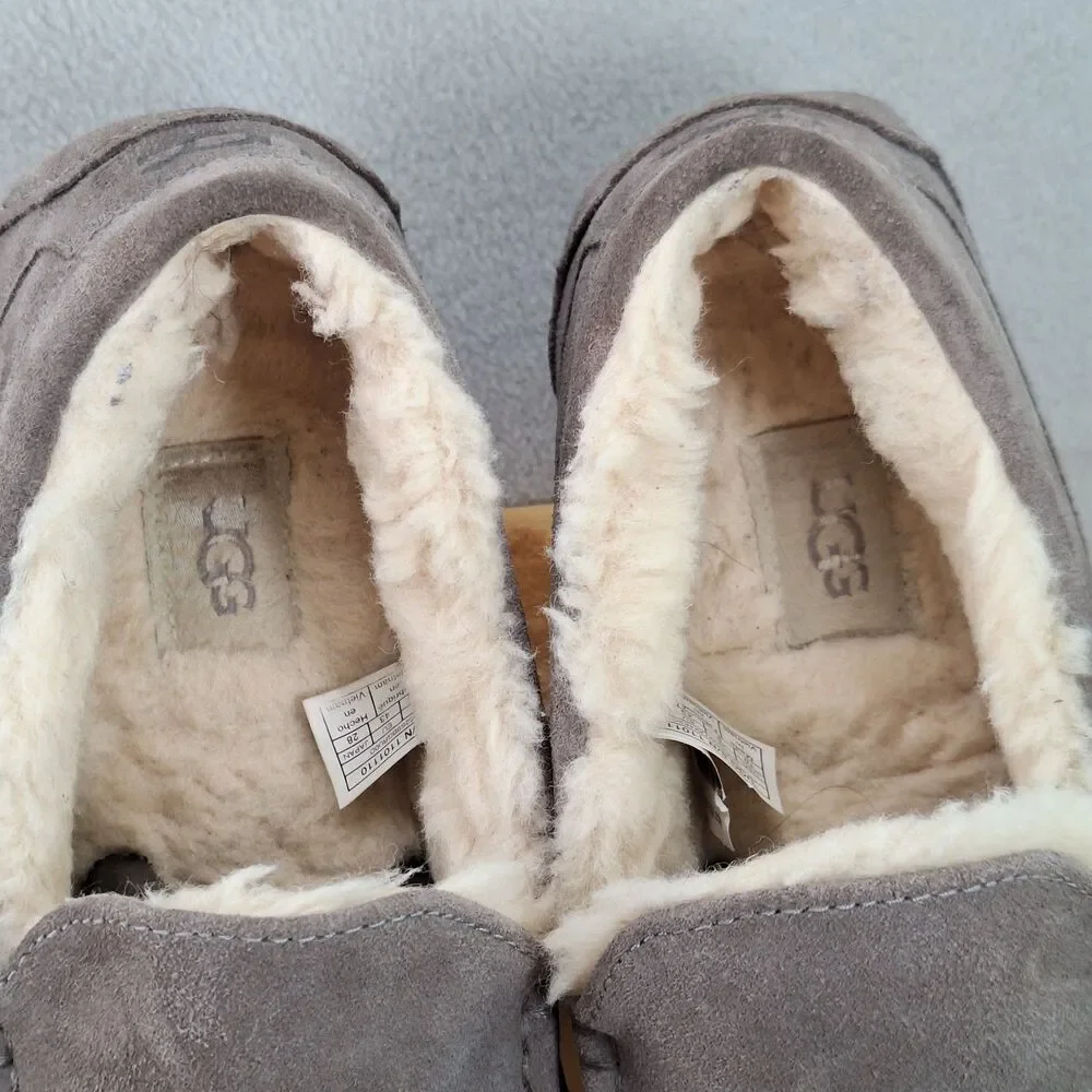 UGG Ascot Men's 10 Moccasin Slippers Gray Suede Shearling Lined Slip-On